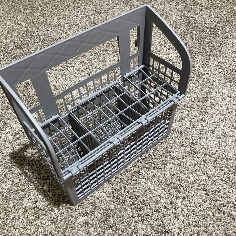 NEW Bosch Utensil Dishwasher Basket - Picture 2 of 3